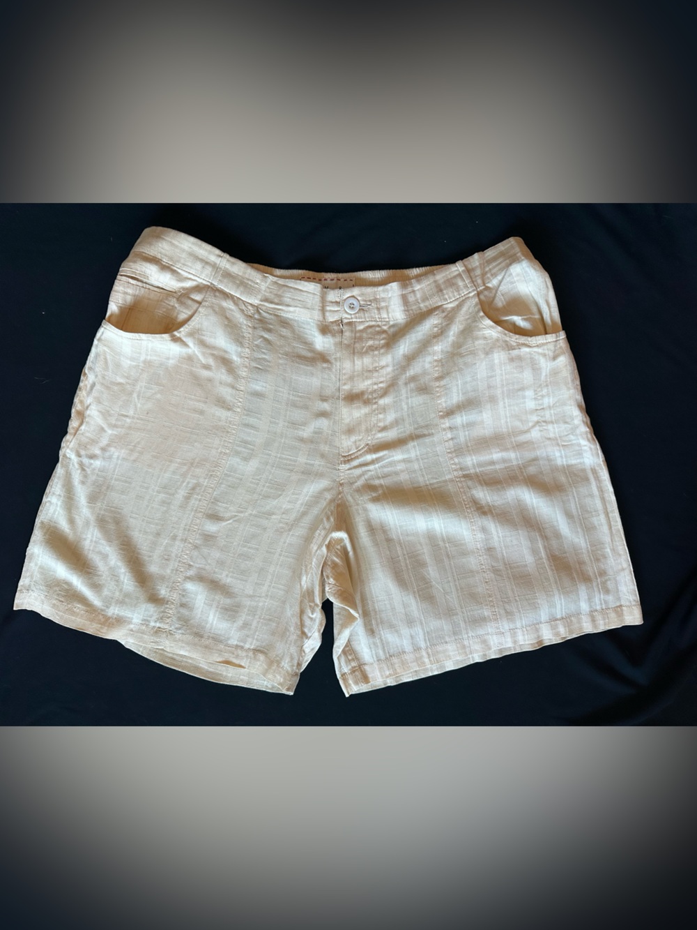 SMR Days Neutral Cream Elastic Back Waist Shorts with Subtle Stitching XL